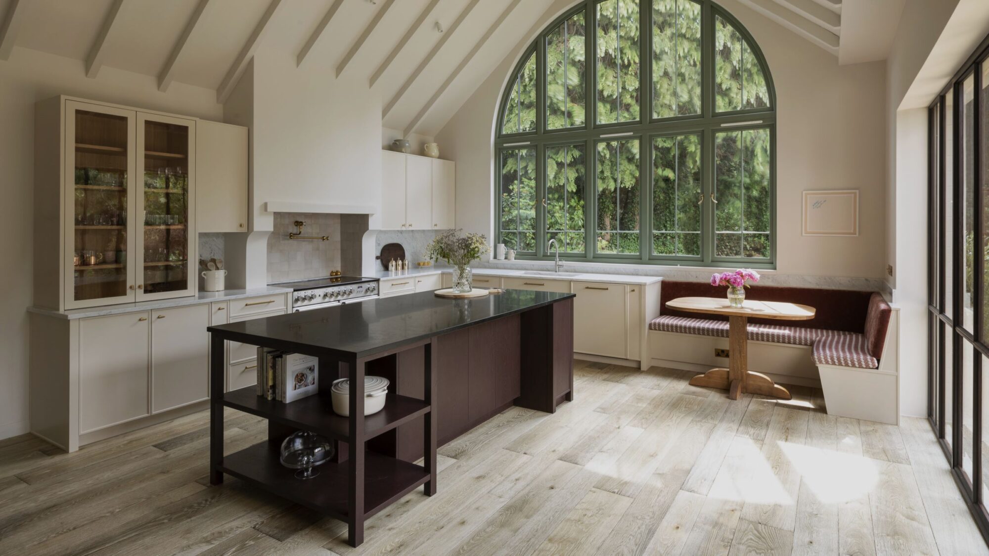 textured magma pacaya oak flooring in the kitchen