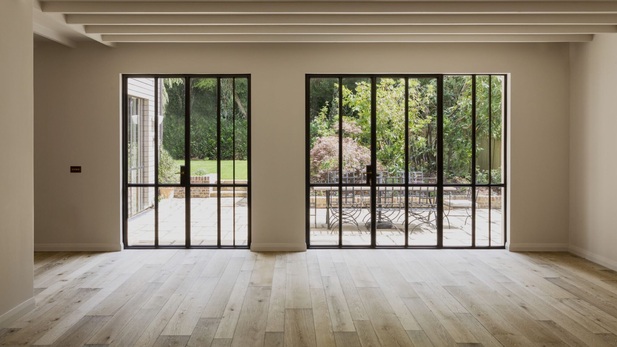 magma pacaya textured oak flooring in the living room