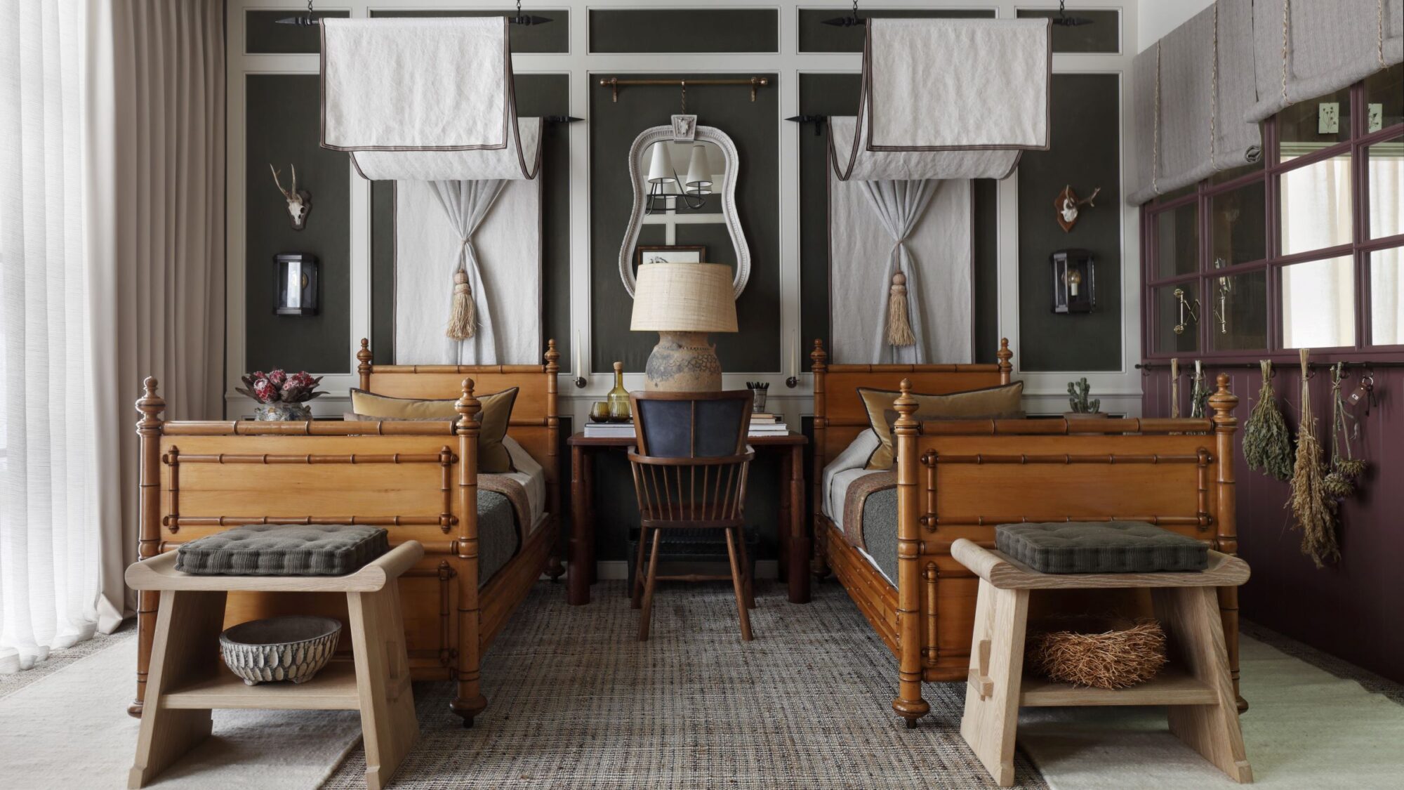 christian bense's wowhouse bedoom