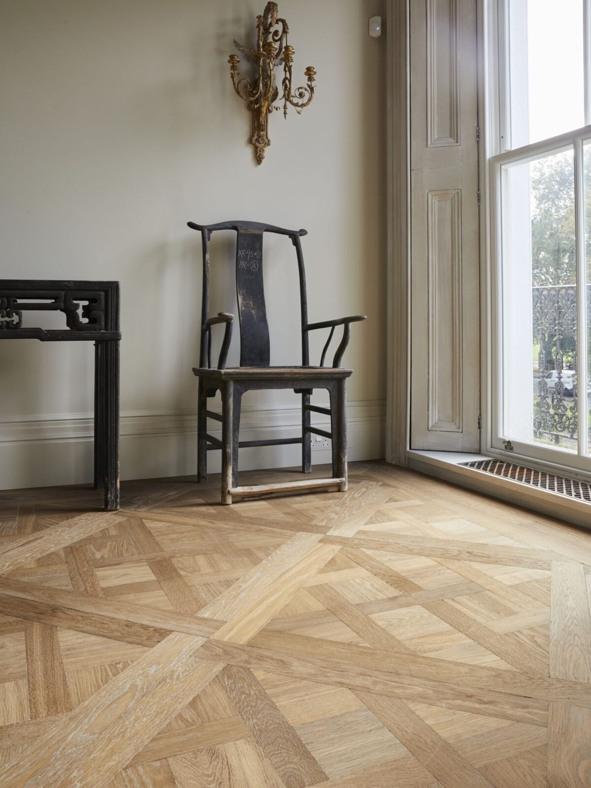 DYRHAM Versailles Clapham Common 3