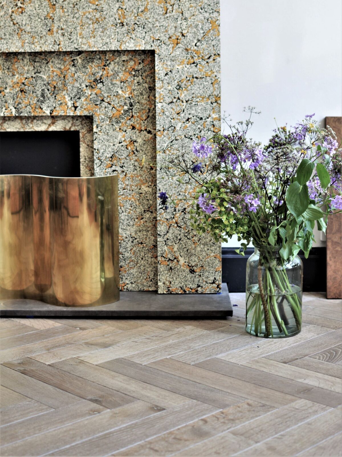 DYRHAM fireplace and flowers