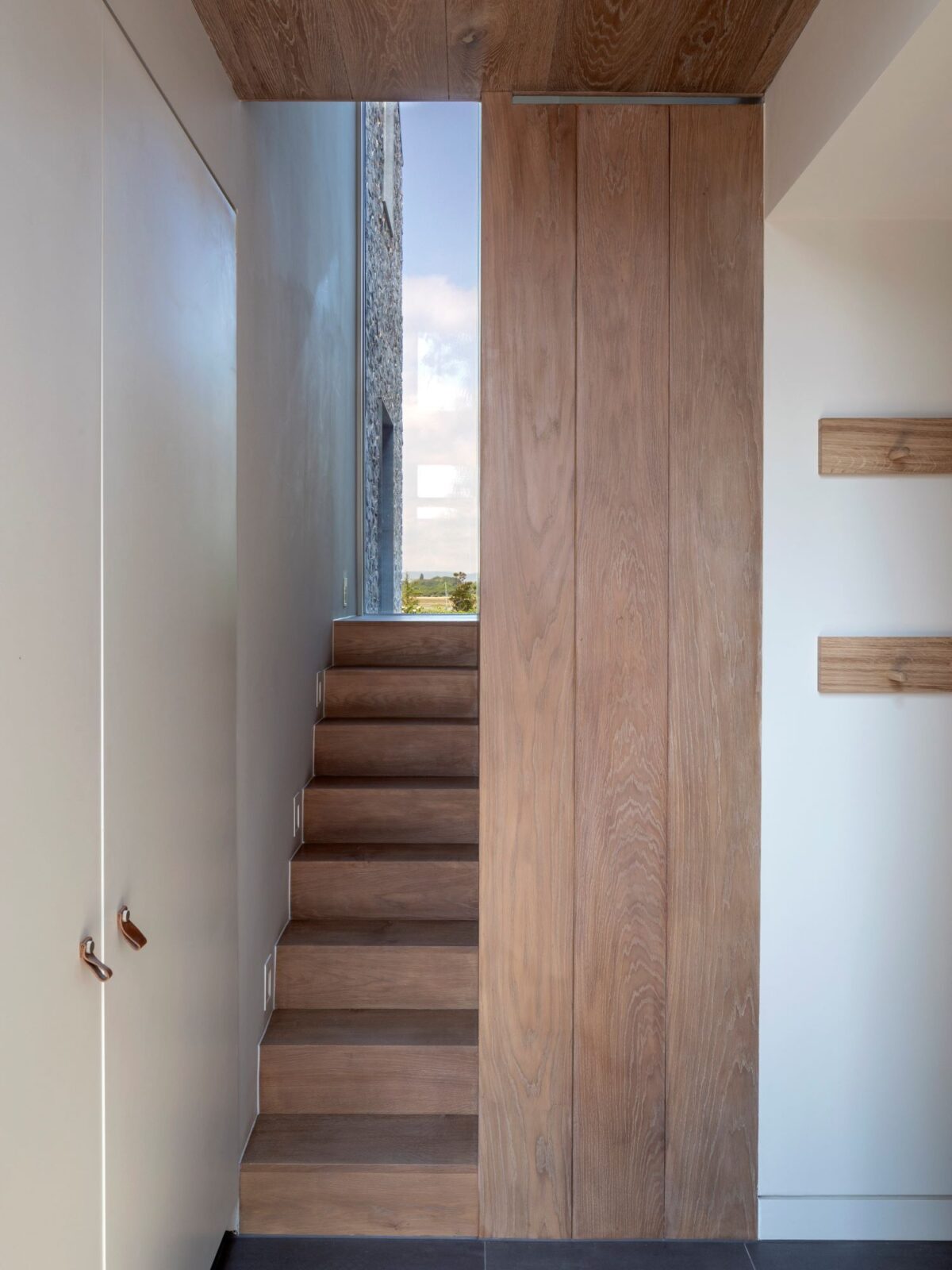 DYRHAM stairs wall cladding