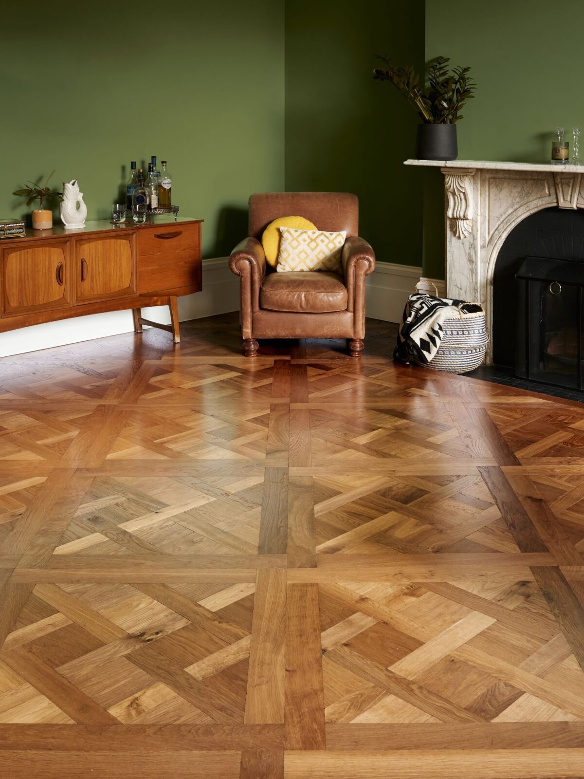 versailles flooring panels in living room
