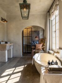 NAVE plank bathroomwidth=