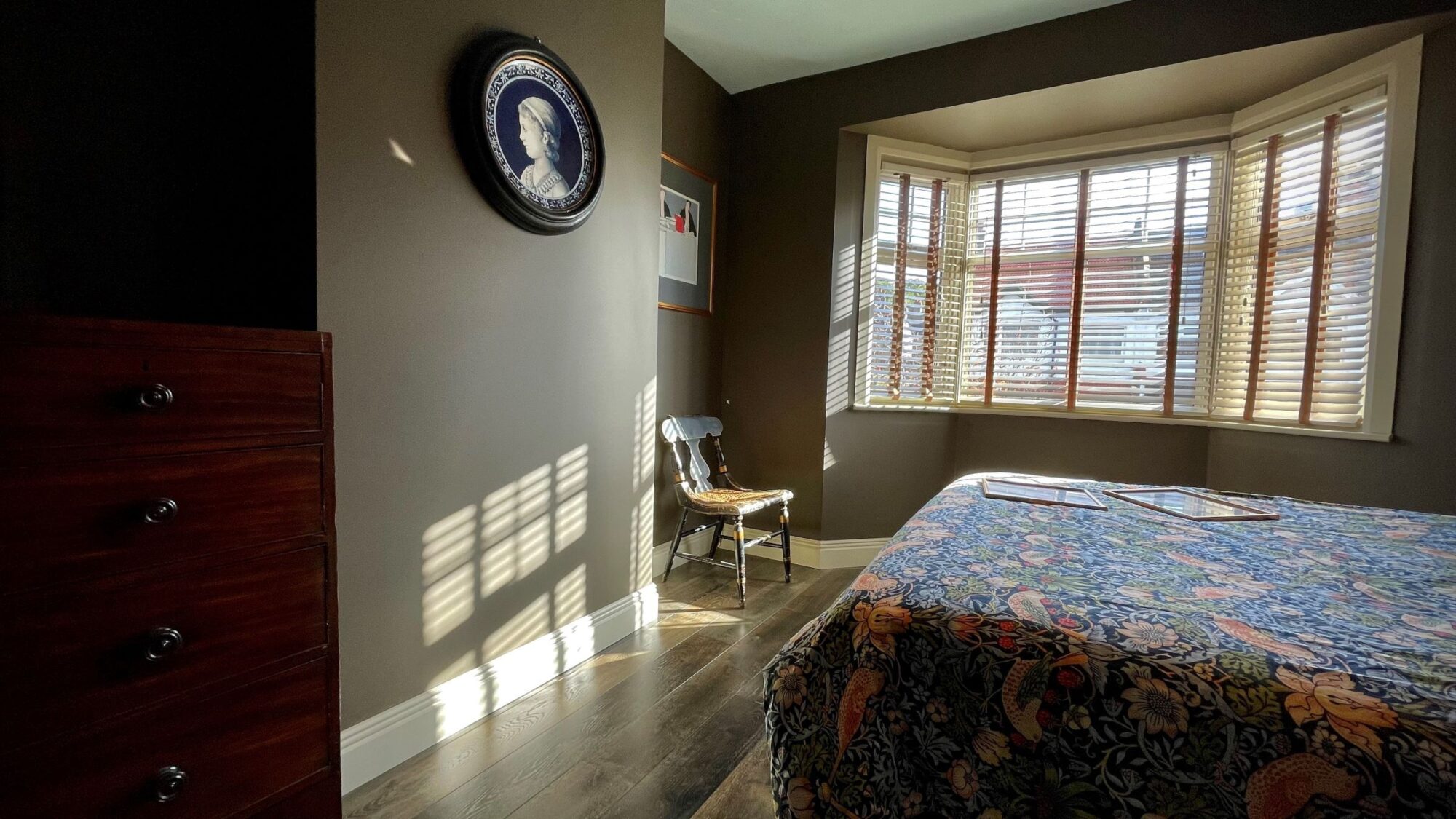 bedroom solid wood flooring finished