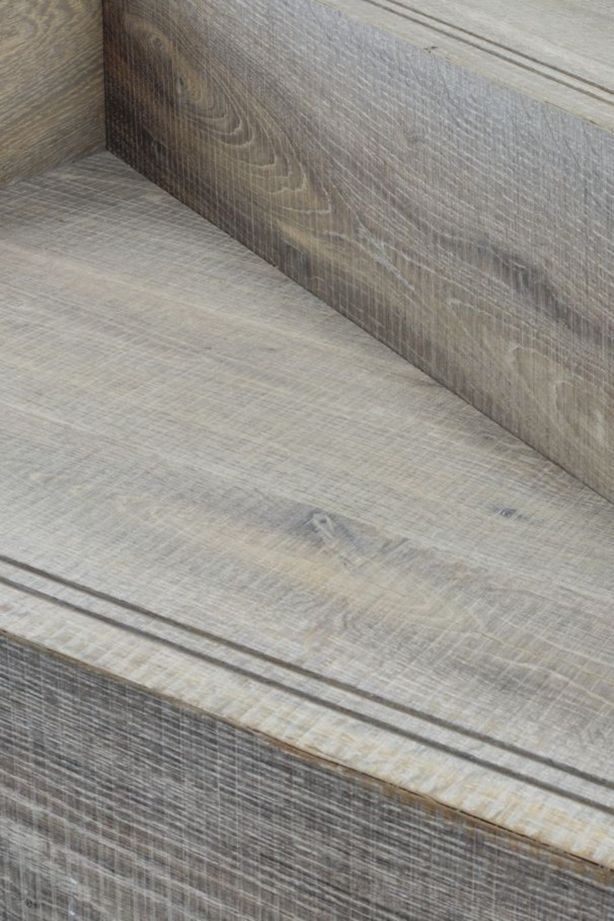 Oak Tate Tiree stair detail with metal strips