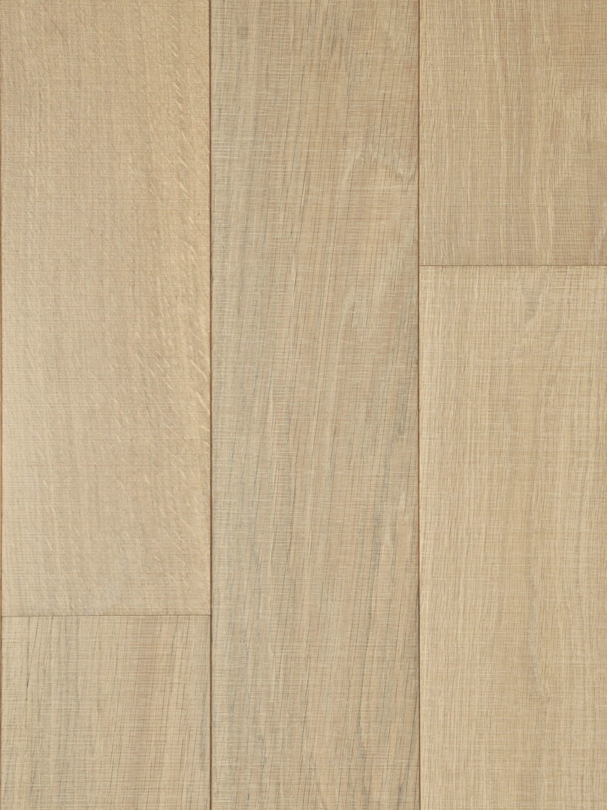 Light tate skye oak plank flooring with visible horizontal bandsaw marks