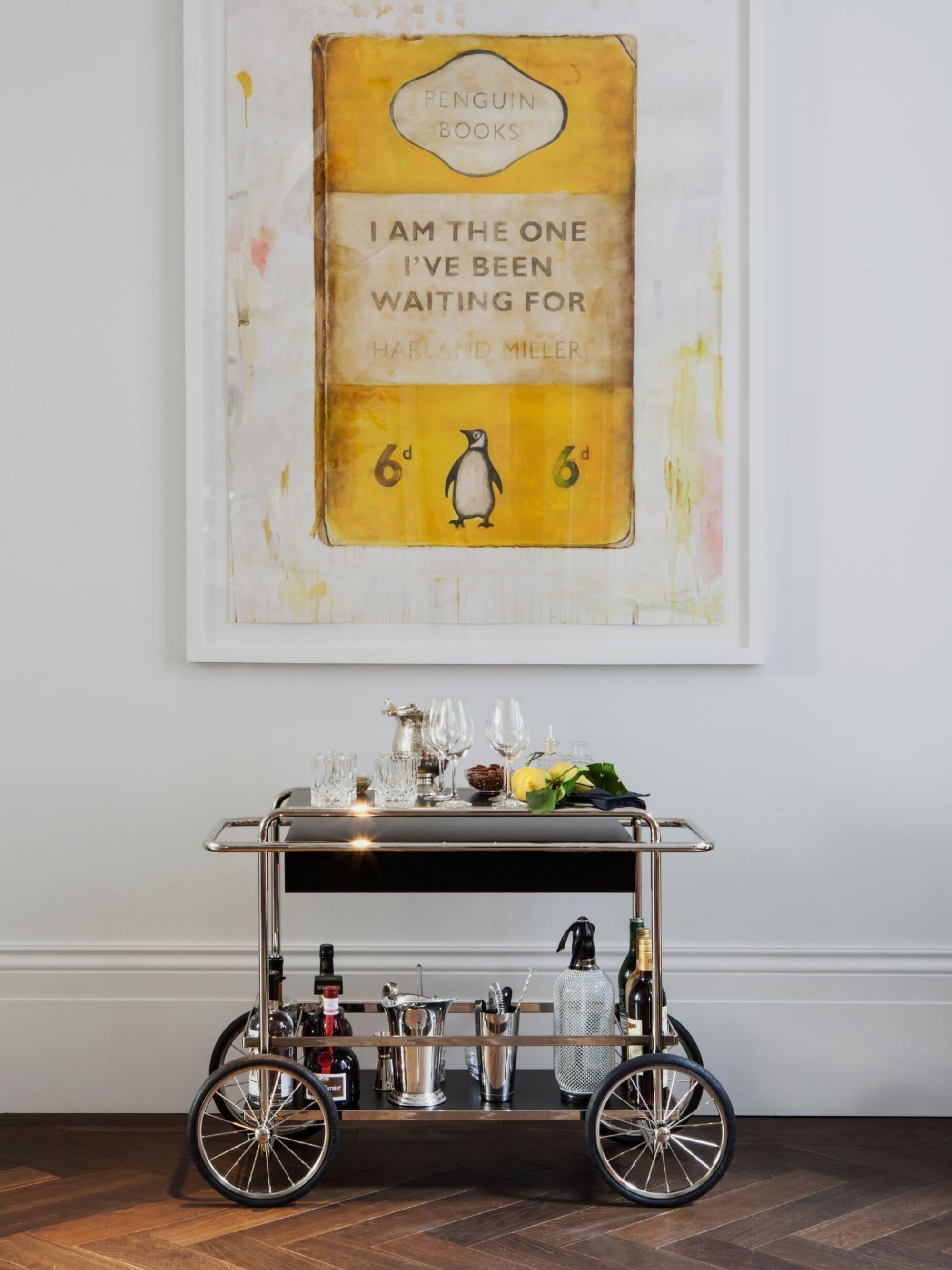 Oak landmark montacute in Laslett Hotel Henderson Bar library with penguin books poster photo by Ana Cuba